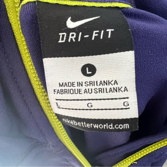 Nike DriFit full zip jacket.  Size large.  Purple. - Picture 4 of 4